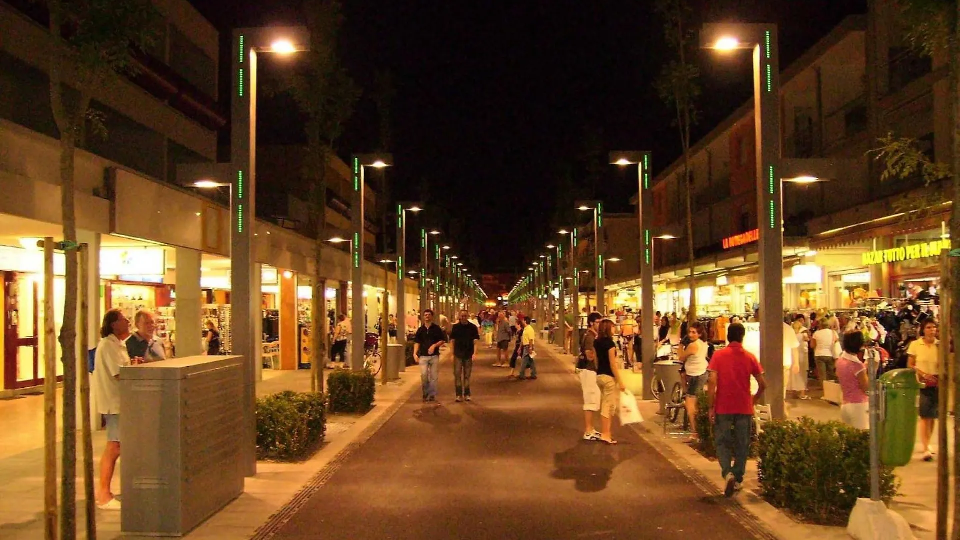 Seaview Delight 2 Bedroom Apartment In Bibione